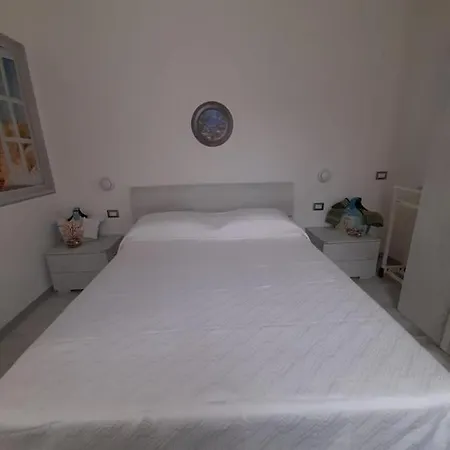 Ambos Mundos Apartman Quartu SantʼElena