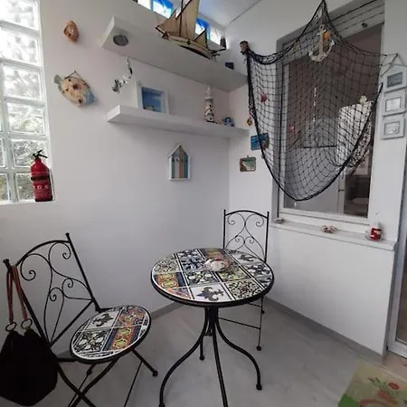 Apartman Ambos Mundos Quartu SantʼElena